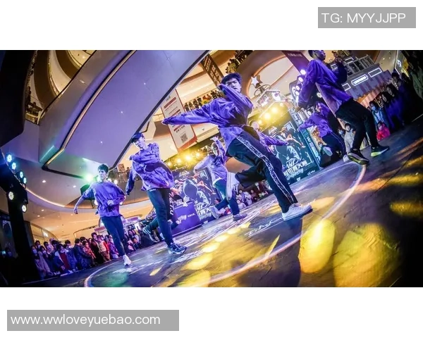 全国街舞大赛特别报道：见证上海飞盘队从默默无闻到耀眼舞台的成长历程