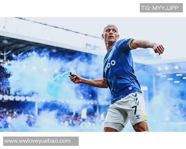 足球场上的烟雾缭绕那些抽烟的运动员与他们的职业生涯 足球场上的烟雾缭绕那些抽烟的运动员与他们的职业生涯