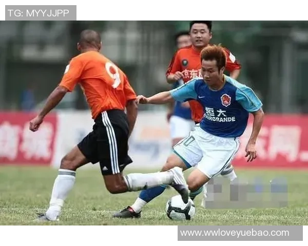 矮脚足球的魅力与挑战探索这项独特运动的起源与发展之路