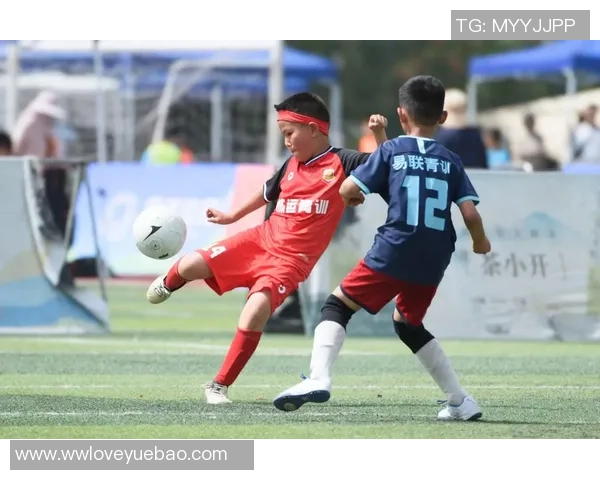 西安易联足球助力青少年成长打造足球梦想新天地